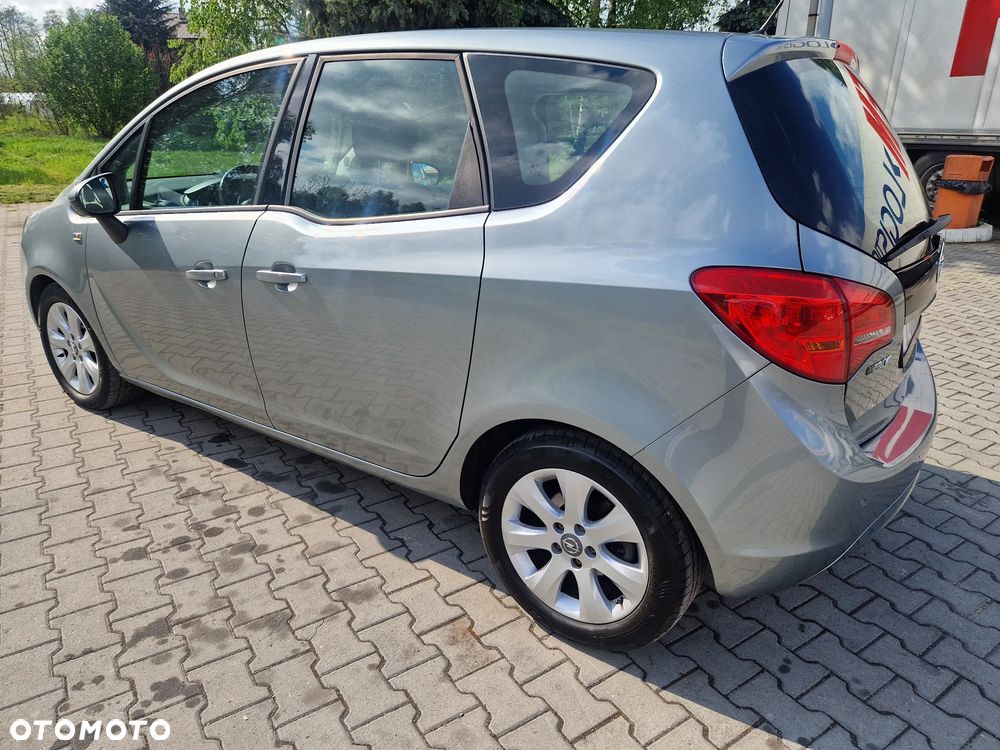 Opel Meriva 2013 photo 4