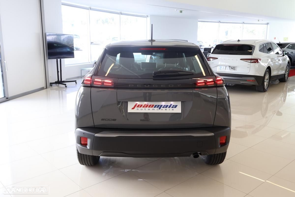 Peugeot 2008 1.2 PureTech Active - 17