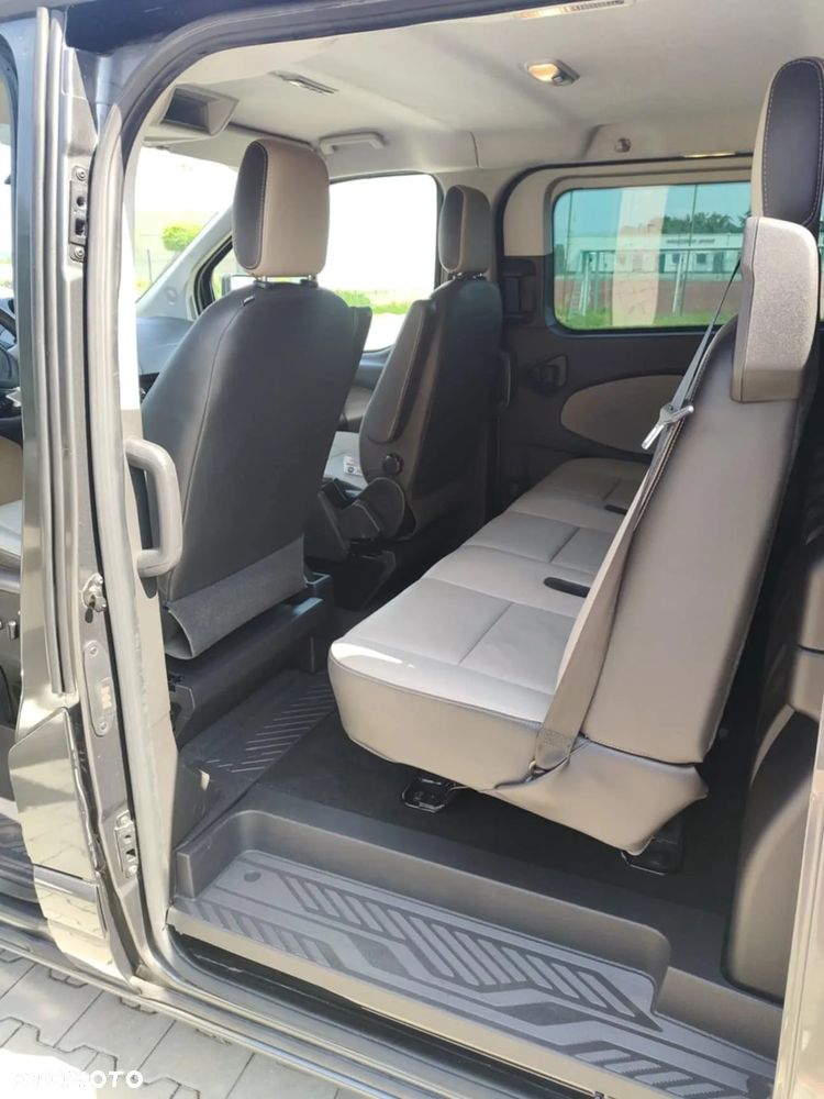 Ford Transit Custom - 9