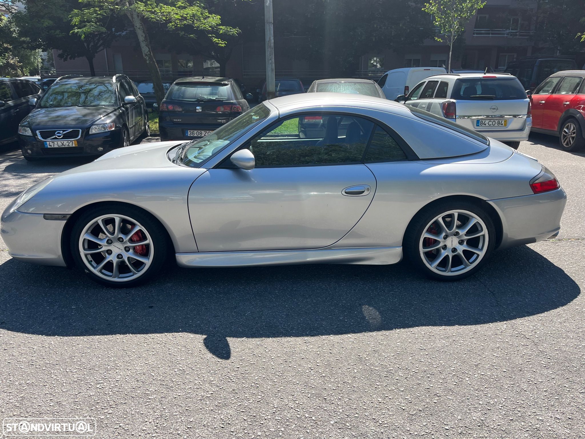 Porsche 911 (996) Carrera 4 - 1