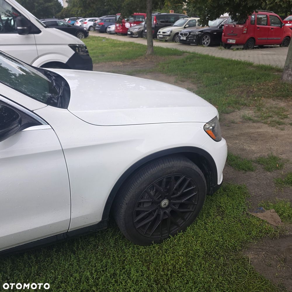 Mercedes-Benz GLC 300 4-Matic - 18