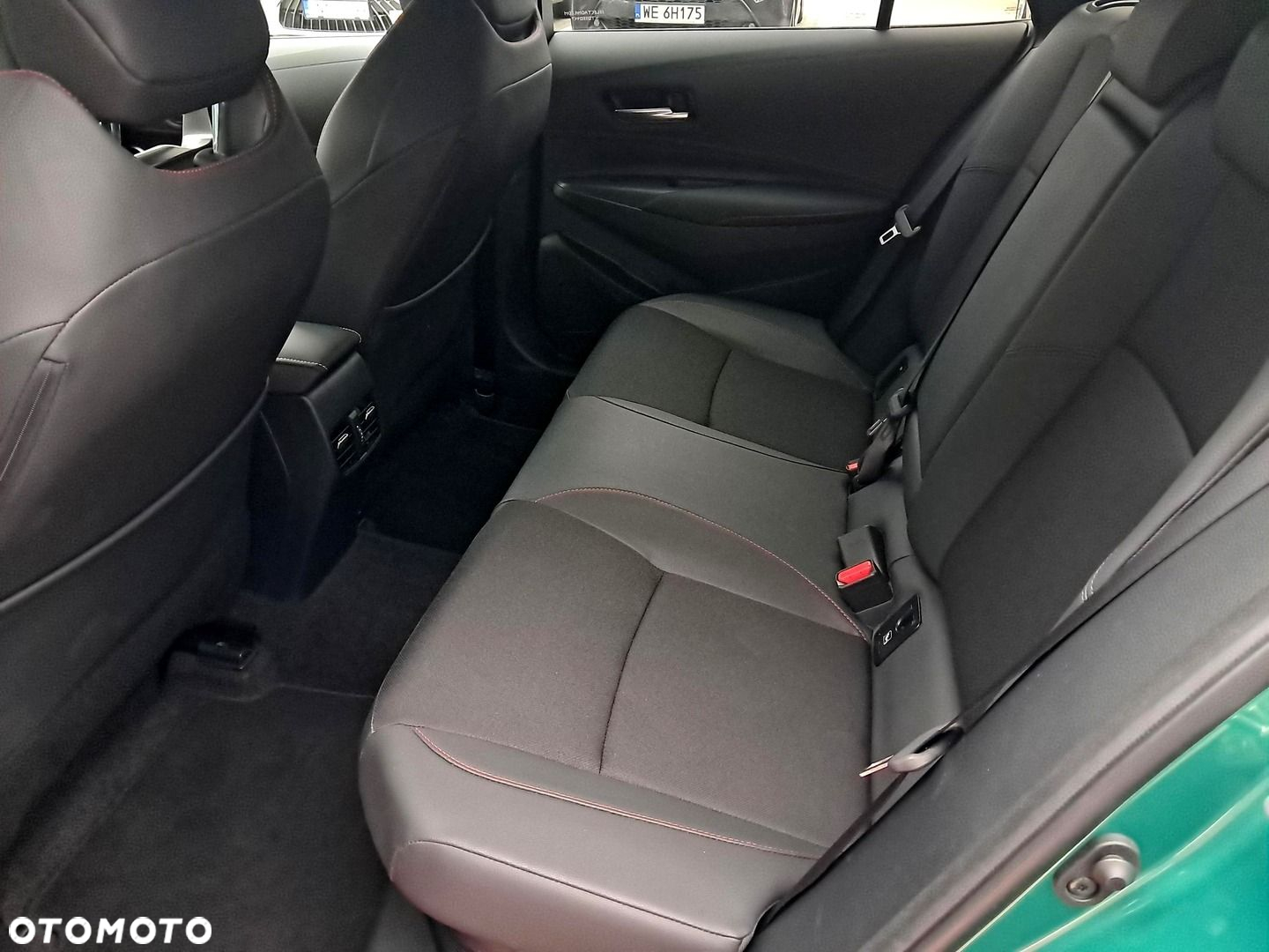 Toyota Corolla 2.0 Hybrid GR Sport Dynamic - 13