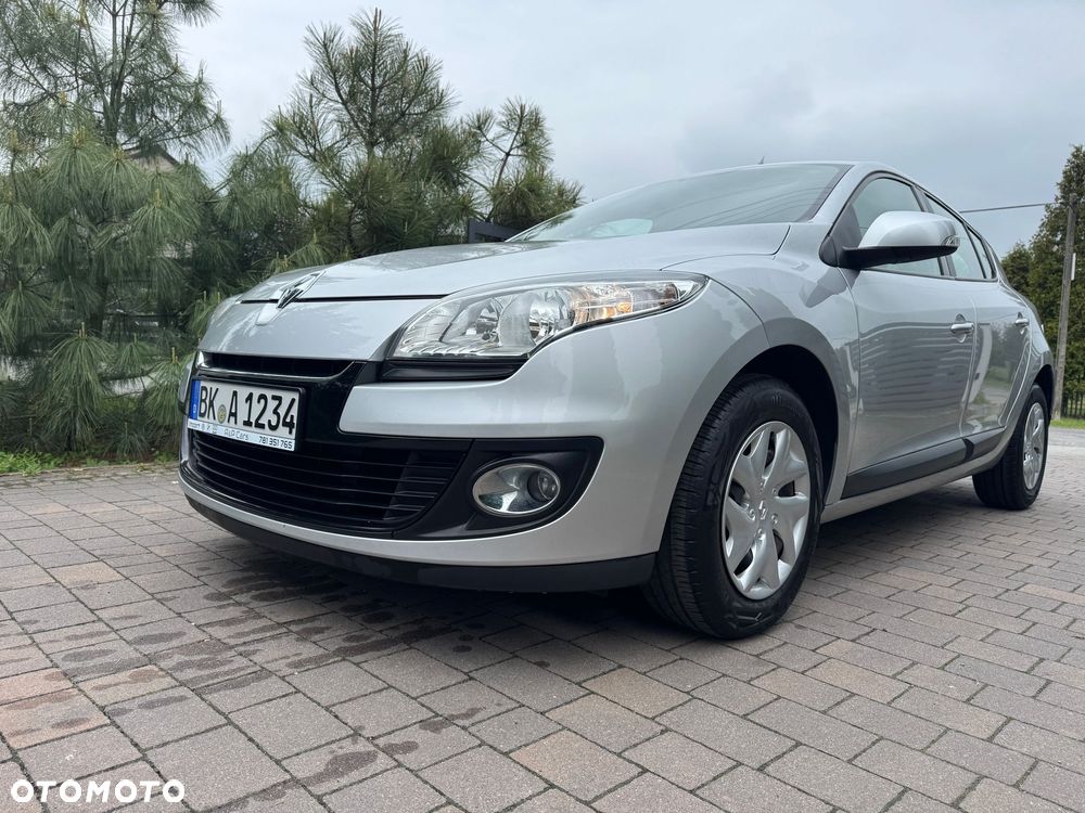 Renault Megane 1.6 16V 100 Authentique - 12