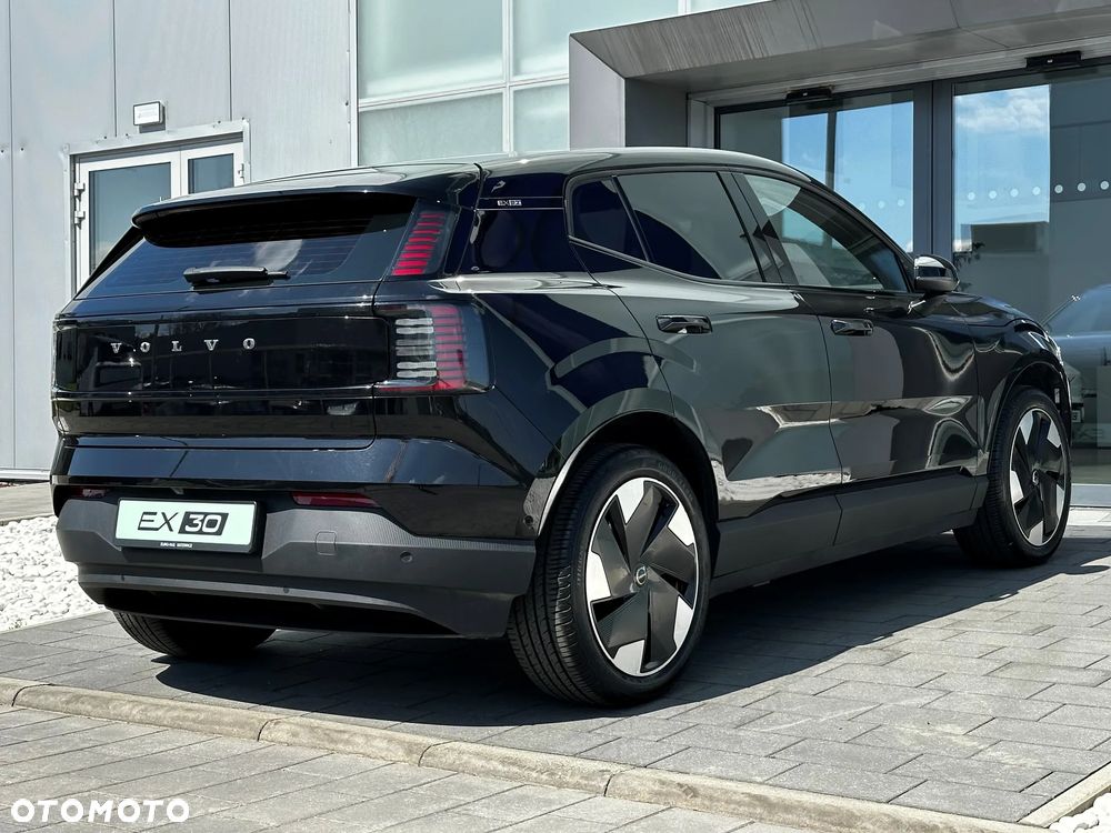 Volvo EX30 69kWh Single Motor Long Range Ultra - 10