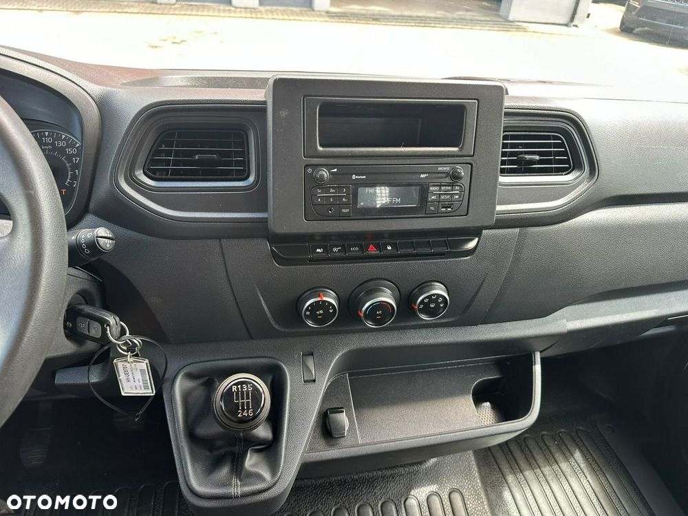 Renault Master - 24