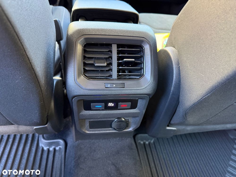 Volkswagen Tiguan - 6