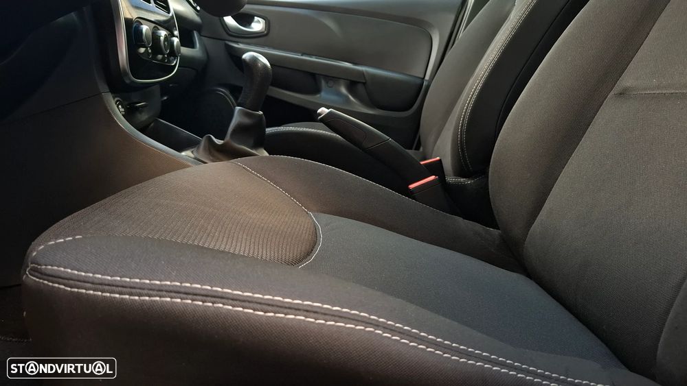 Renault Clio 1.5 dCi Dynamique S - 26