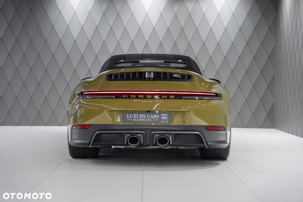 Porsche Carrera GT - 6