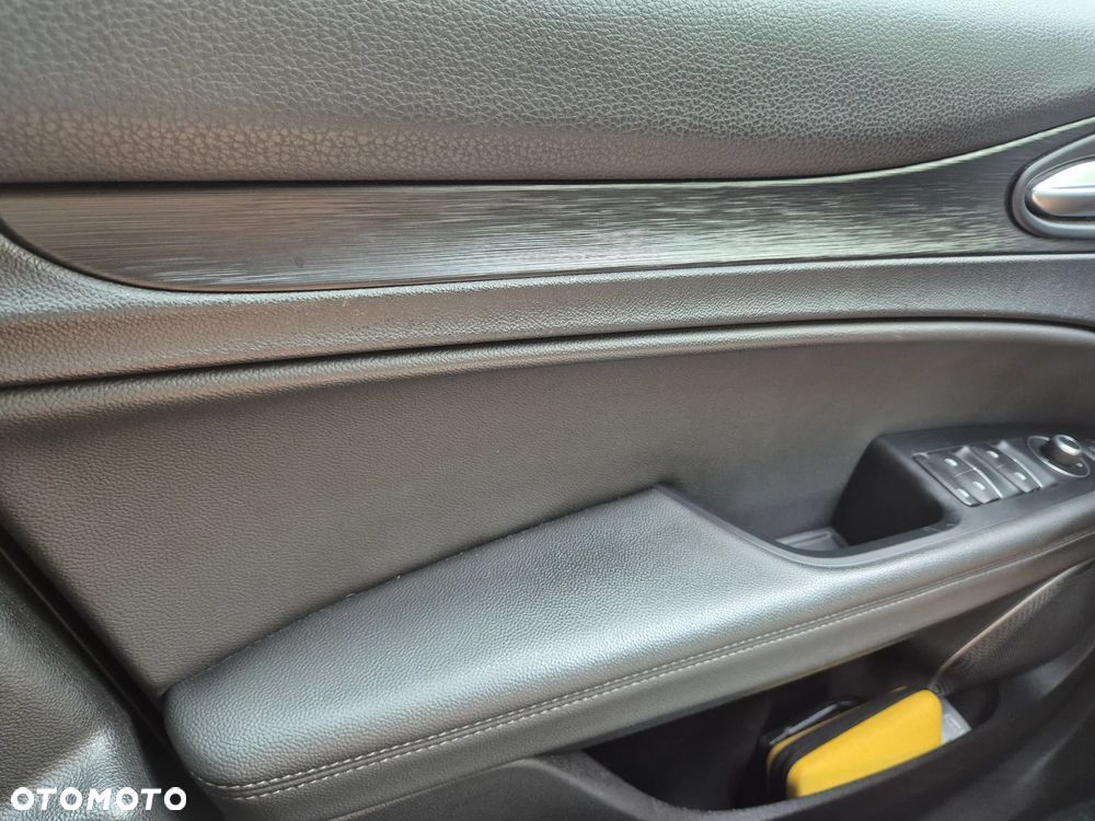 Alfa Romeo Stelvio 2.0 Turbo Business Q4 - 8