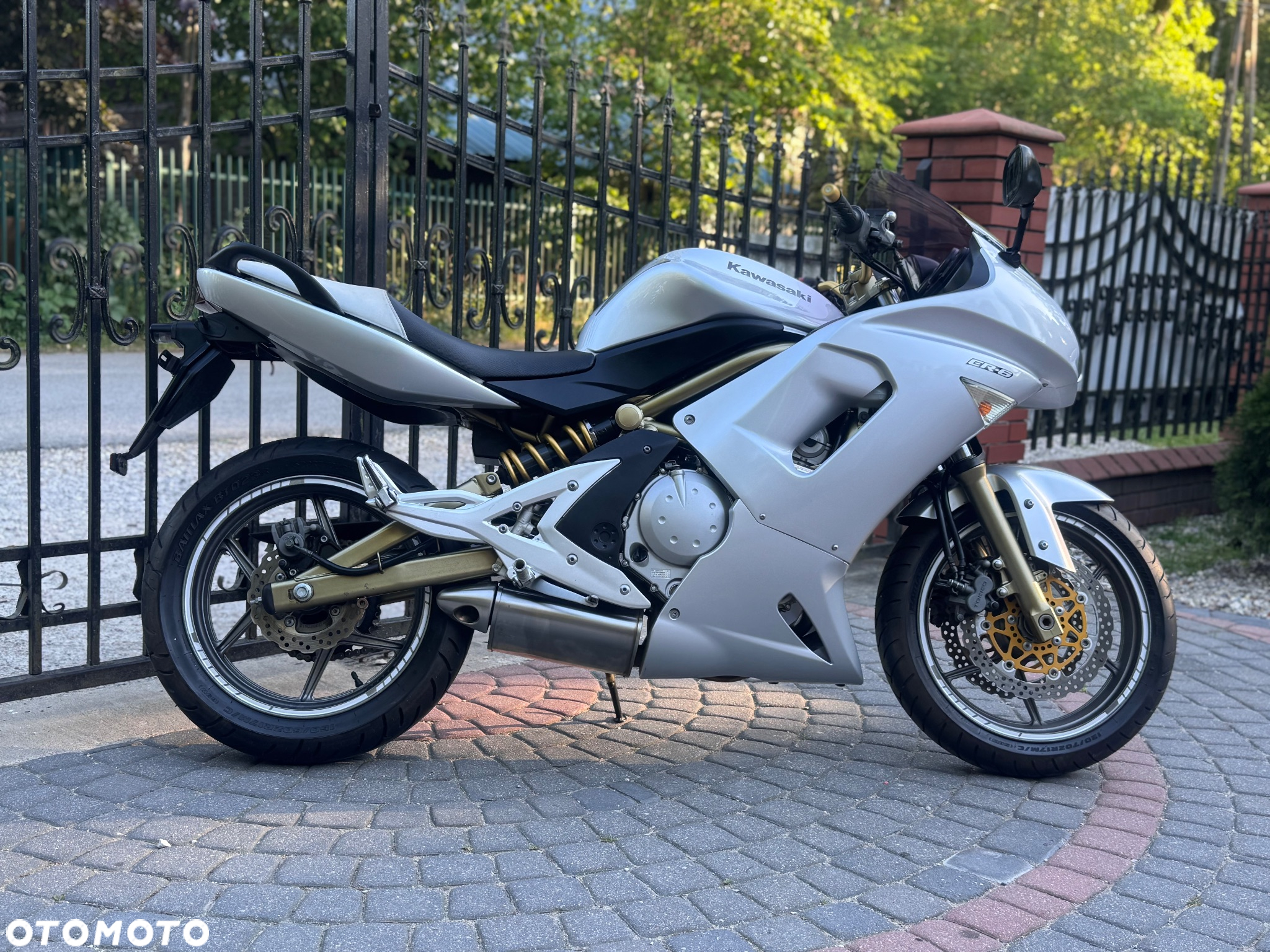Kawasaki ER - 3