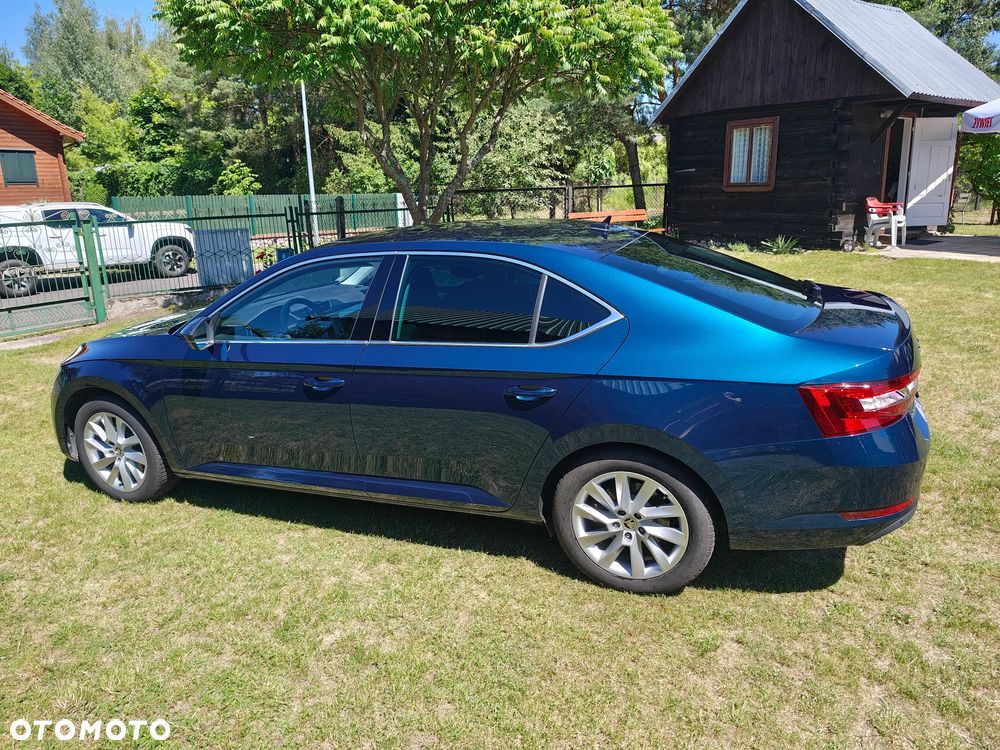 Skoda Superb 2.0 TSI Ambition DSG - 3