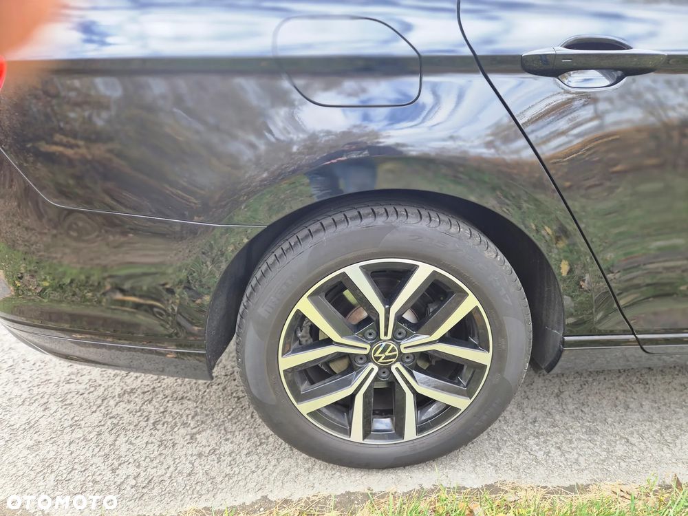 Volkswagen Passat - 18