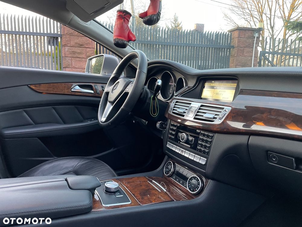 Mercedes-Benz CLS 350 CDI DPF BlueEFFICIENCY 7G-TRONIC Edition 1 - 26