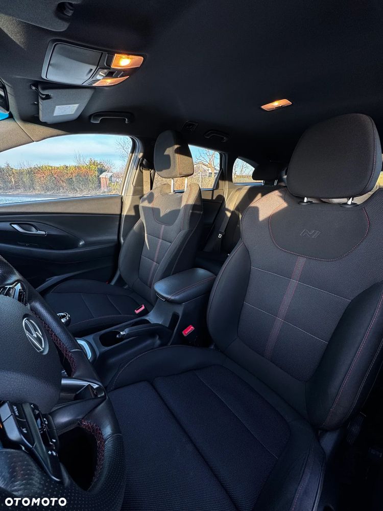 Hyundai i30 1.6 CRDI 48V-Hybrid N-Line - 36