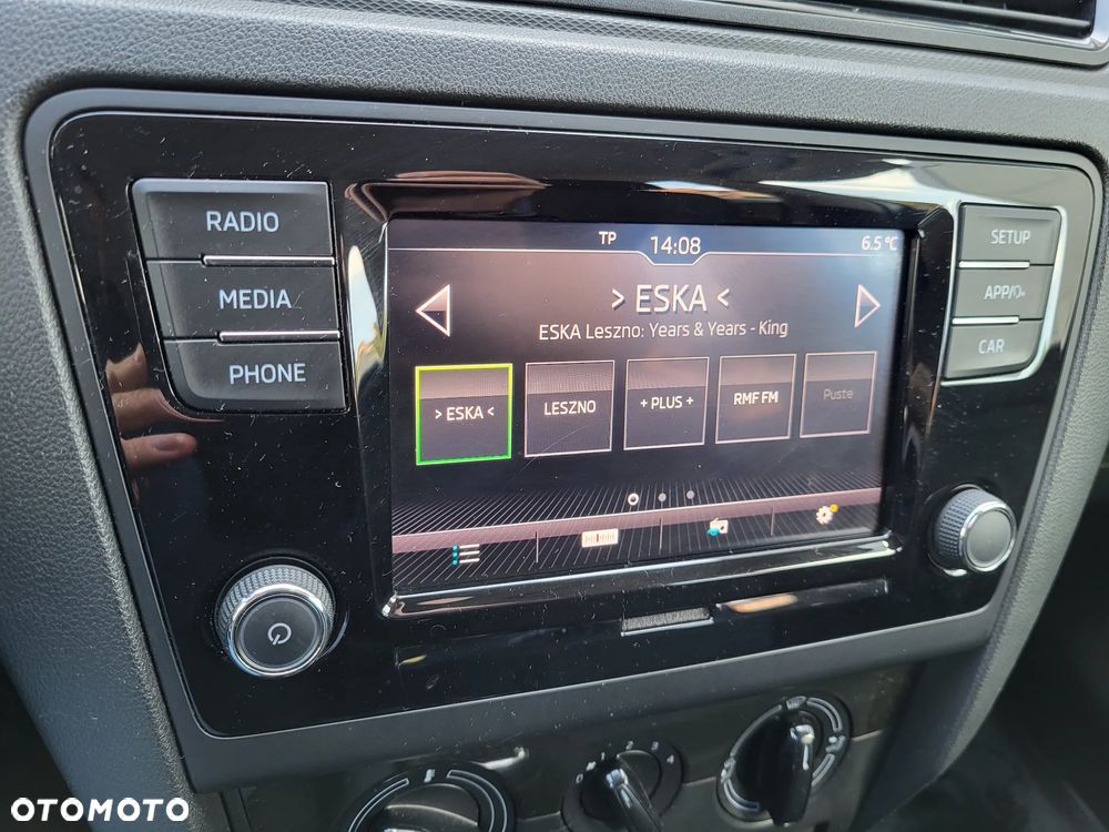 Skoda RAPID 1.0 TSI Active - 17