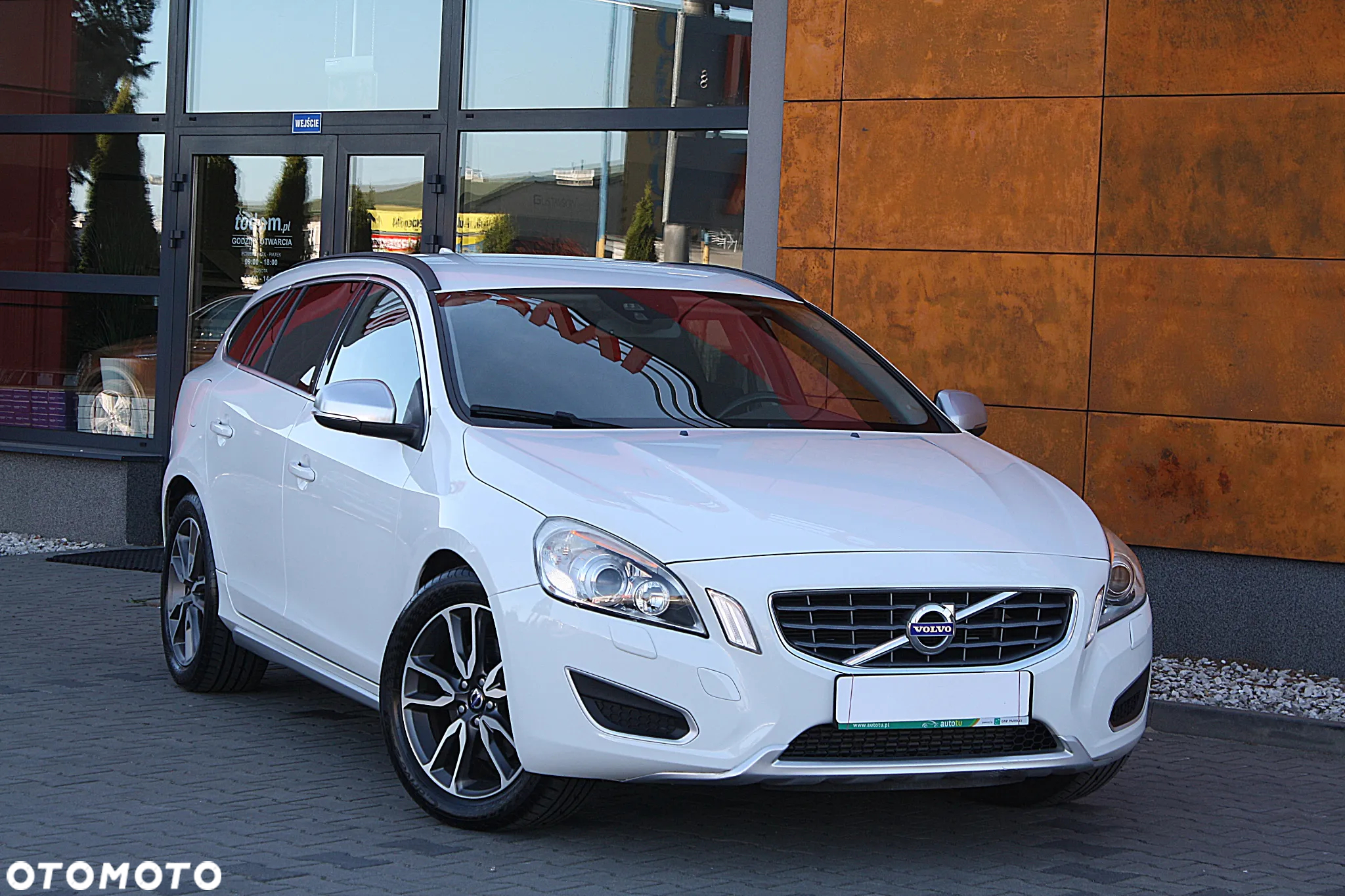 Volvo V60 - 11