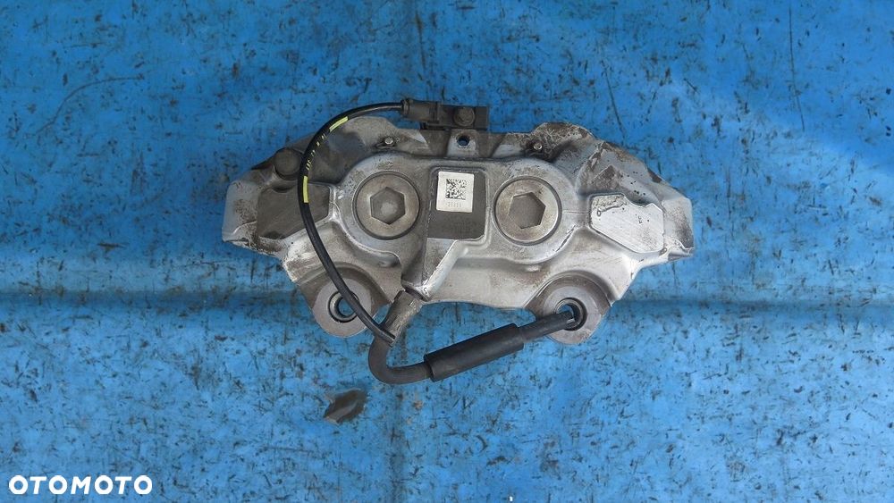 ZACISK PRZÓD PRAWY MERCEDES GLC W253 AMG - 2