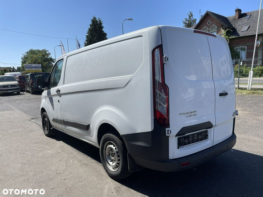 Ford Transit Custom - 11