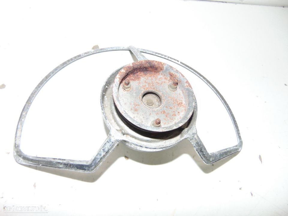 antigos centros ou aros de volante ford taunus - 9