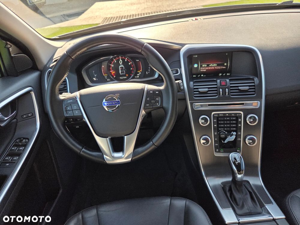 Volvo XC 60 T6 AWD Summum - 22