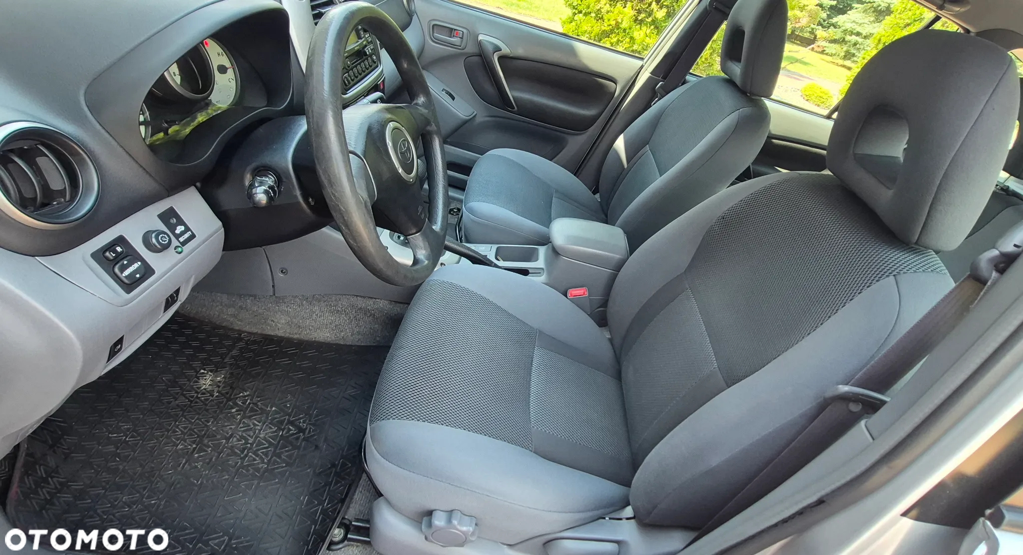 Toyota RAV4 2.0 VVT-i 4x4 - 9