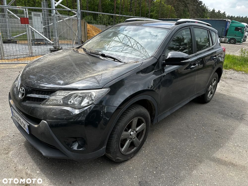 Toyota RAV4 - 1