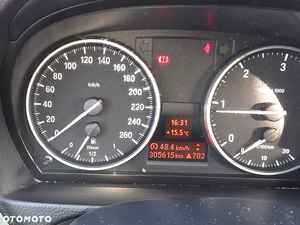 BMW Seria 3 320d DPF Touring - 16