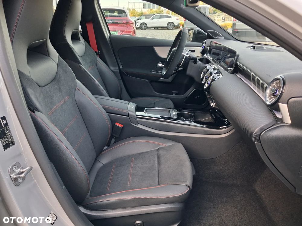 Mercedes-Benz Klasa A 45 S AMG 4-Matic 8G-DCT - 15