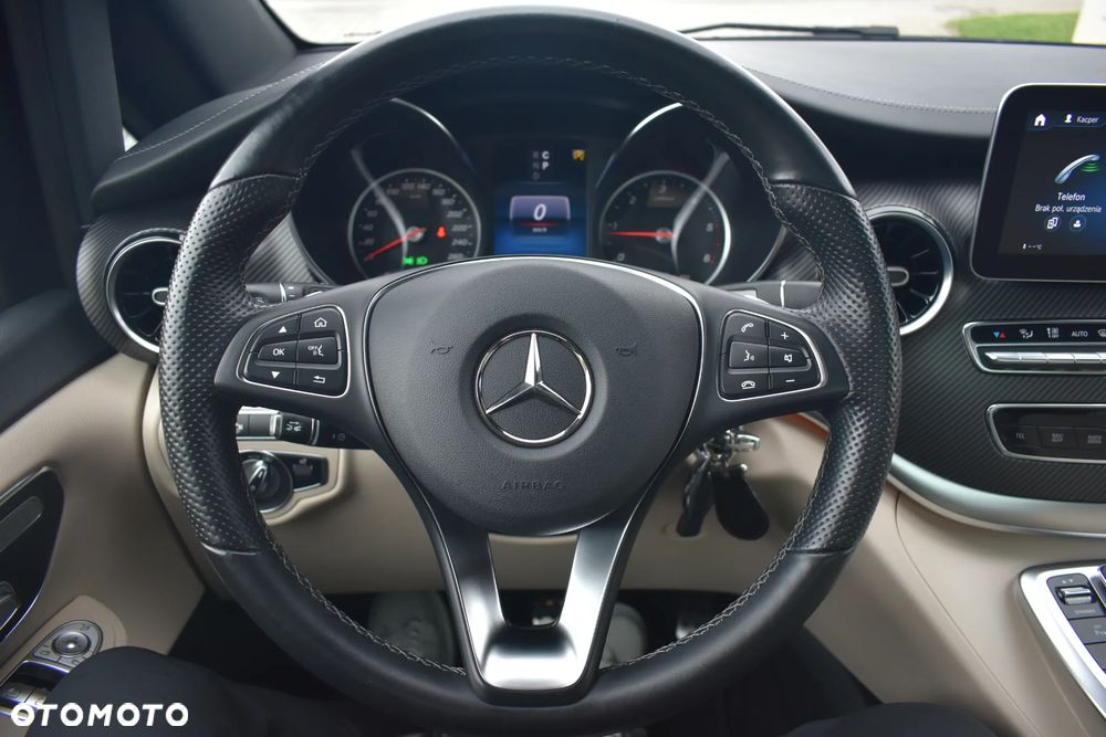 Mercedes-Benz Klasa V 300 d 4-Matic Exclusive 9G-Tronic (d³ugi) - 25