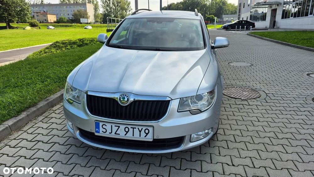 Skoda Superb 2.0 TDI Ambition - 2