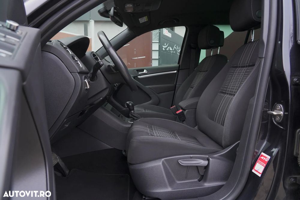 Volkswagen Tiguan 2.0 TDI SCR 4MOTION BlueMotion Technology DSG Sport & Style - 9