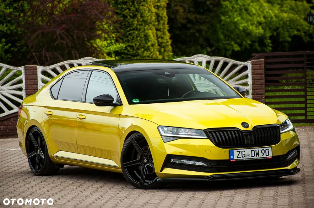 Skoda Superb 2.0 TDI DSG Sportline - 32