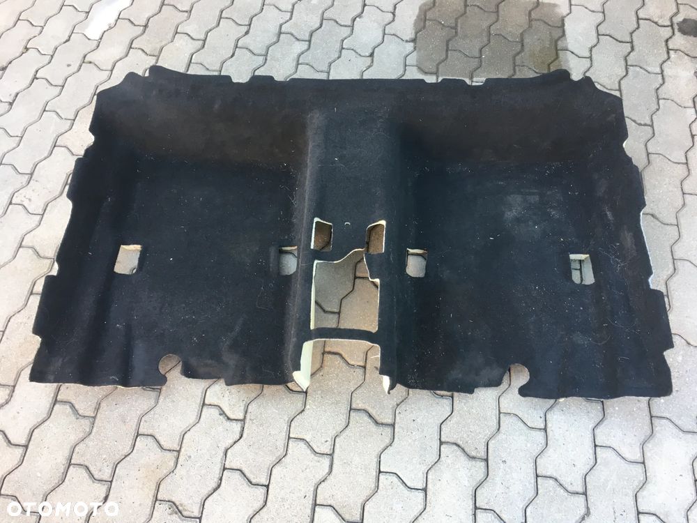 Mercedes C Klasa W206 Sedan Dywan Wykładzina Tył Tylna 2022r