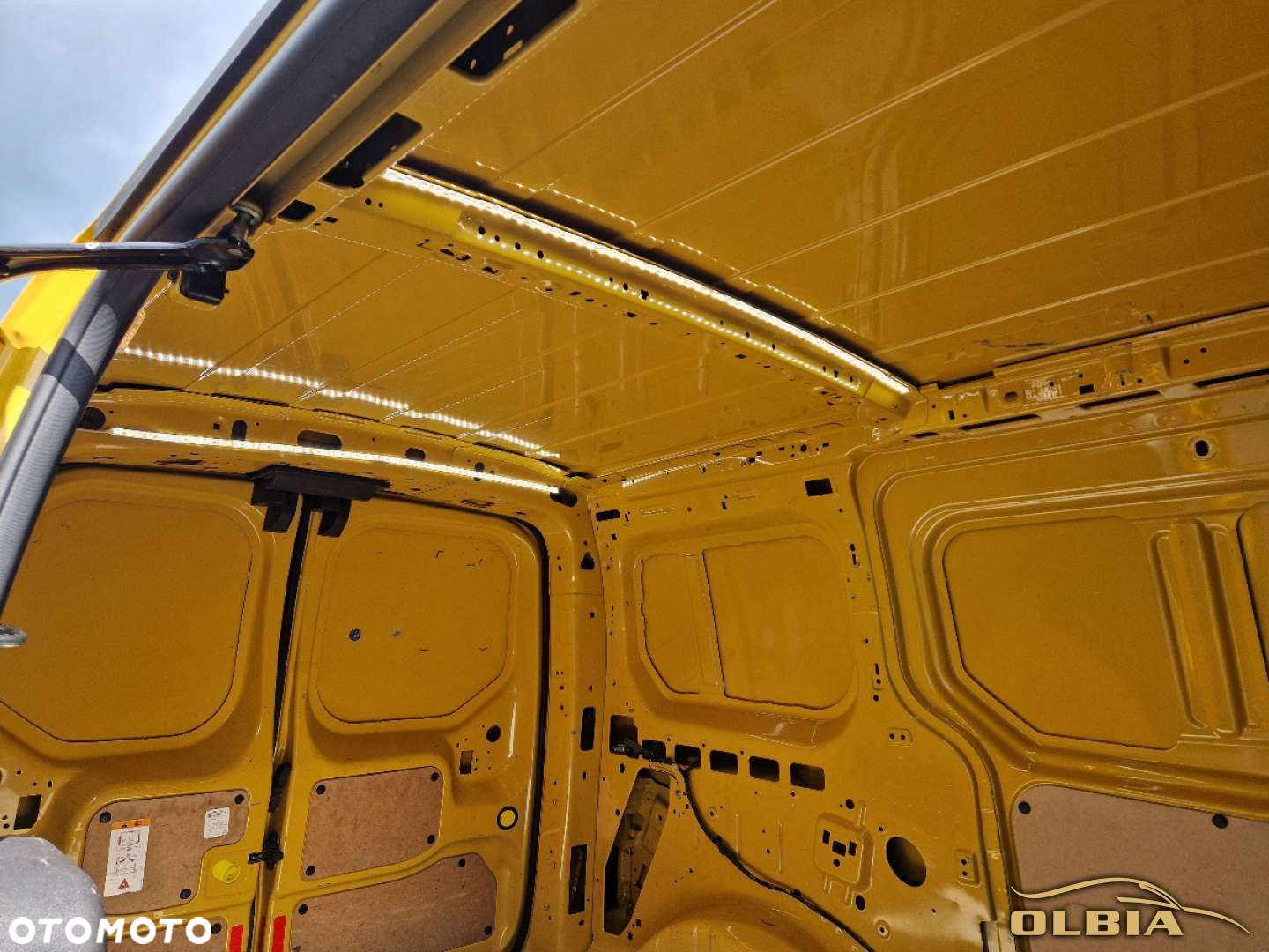 Ford Transit Connect - 26