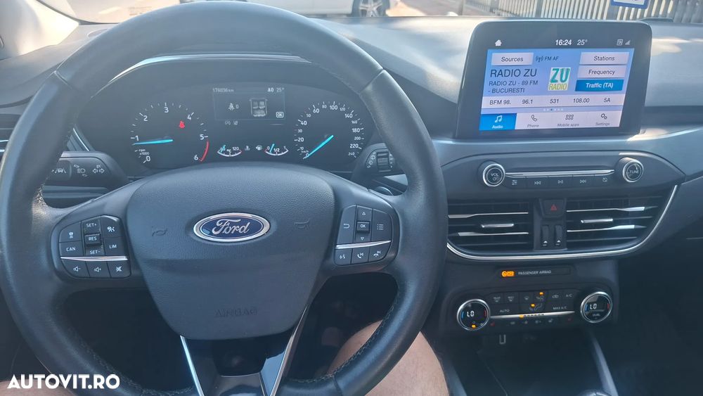 Ford Focus 1.5 TDCi Titanium - 14