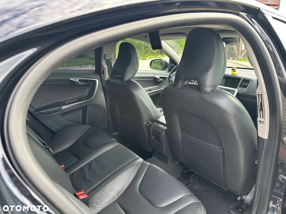 Volvo S60 T6 AWD Summum - 27