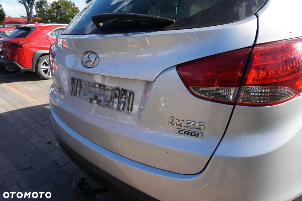 KLAPA BAGAŻNIKA TYLNA IX35 I  RAH  SREBRNY HYUNDAI 2009-2015 - 4