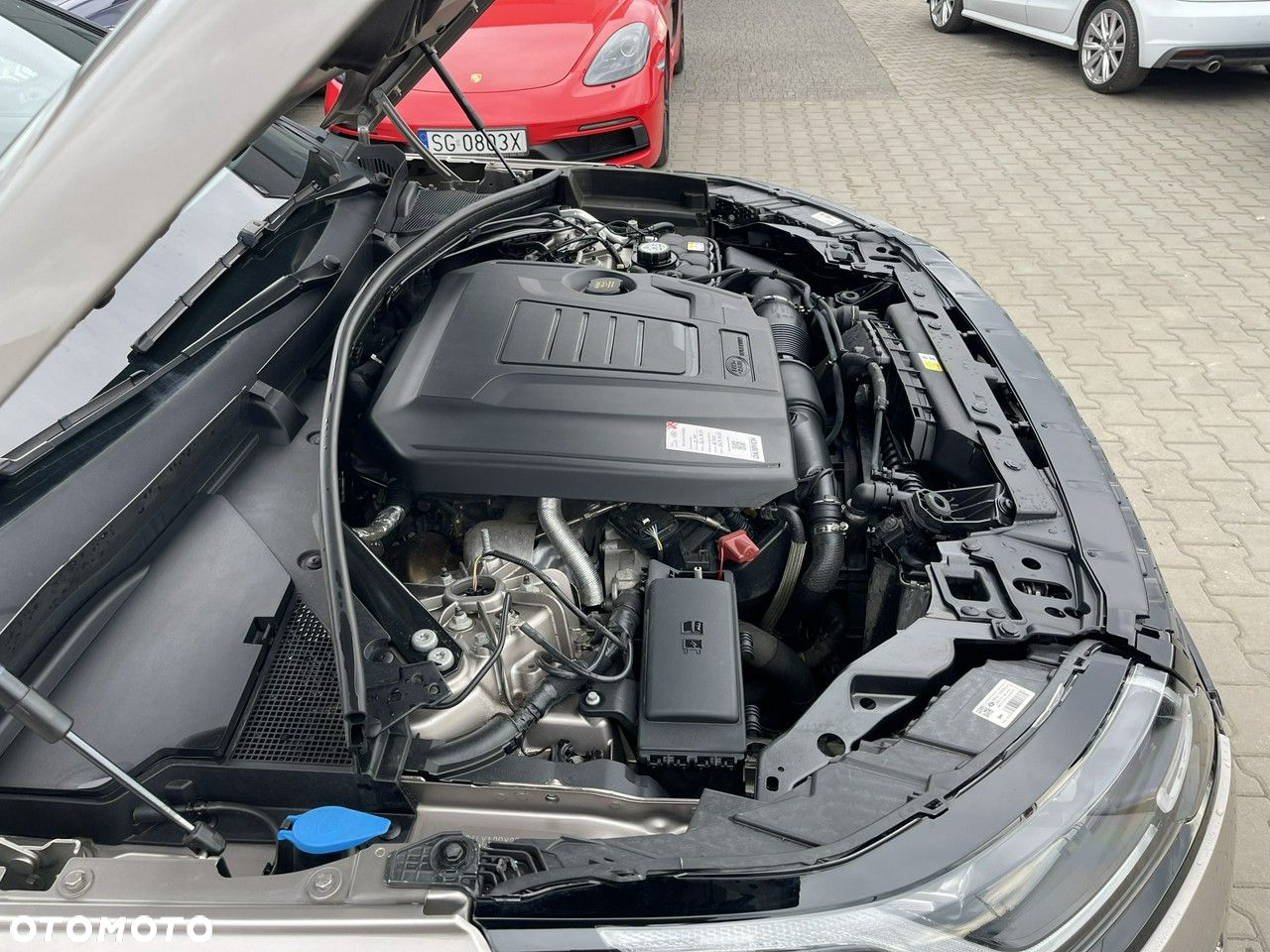 Land Rover Range Rover Velar 2.0 P250 R-Dynamic SE - 17