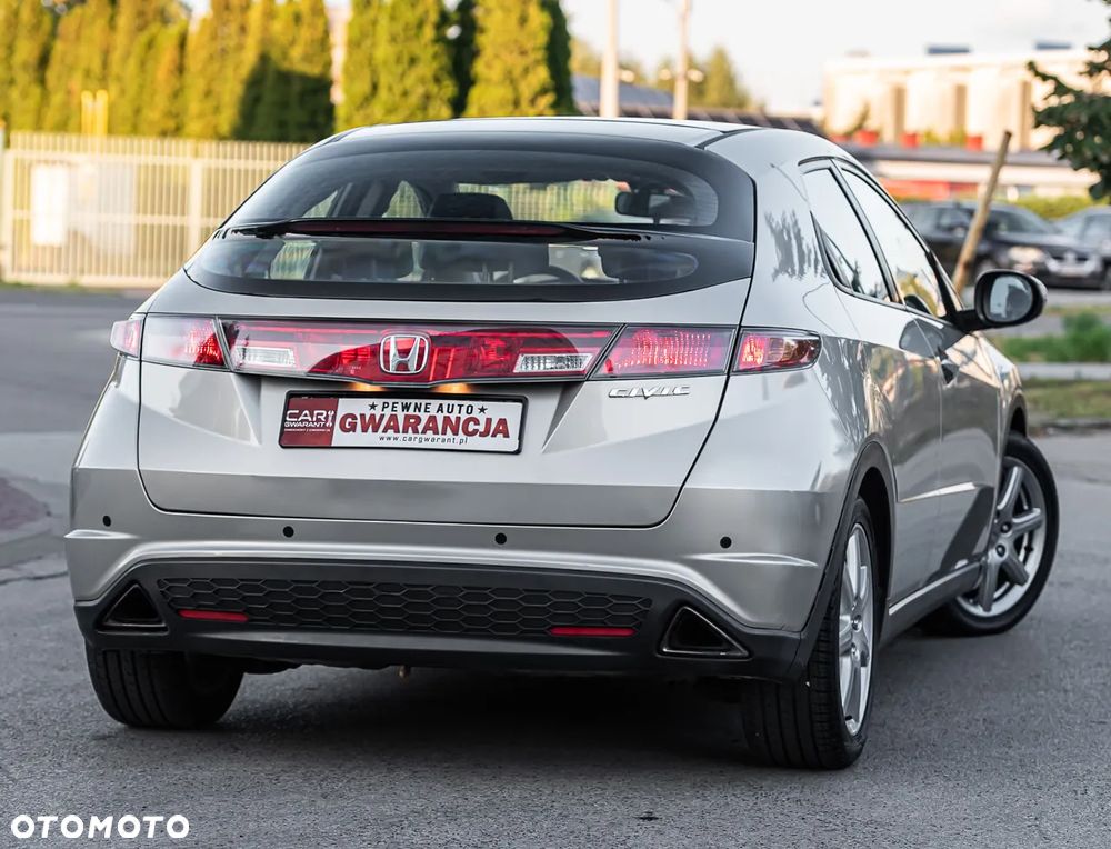 Honda Civic 1.8 Executive NAVI - 10