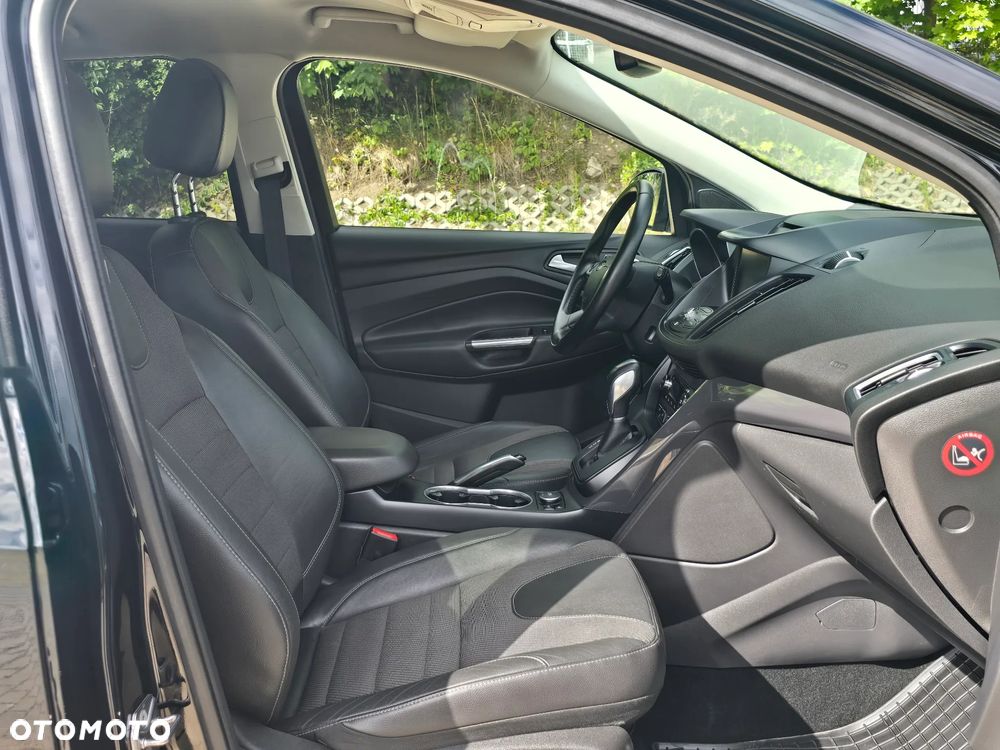 Ford Kuga 2.0 TDCi 4x4 Titanium - 17