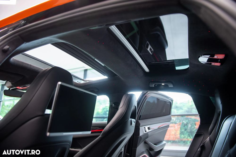 Porsche Panamera Turbo - 31