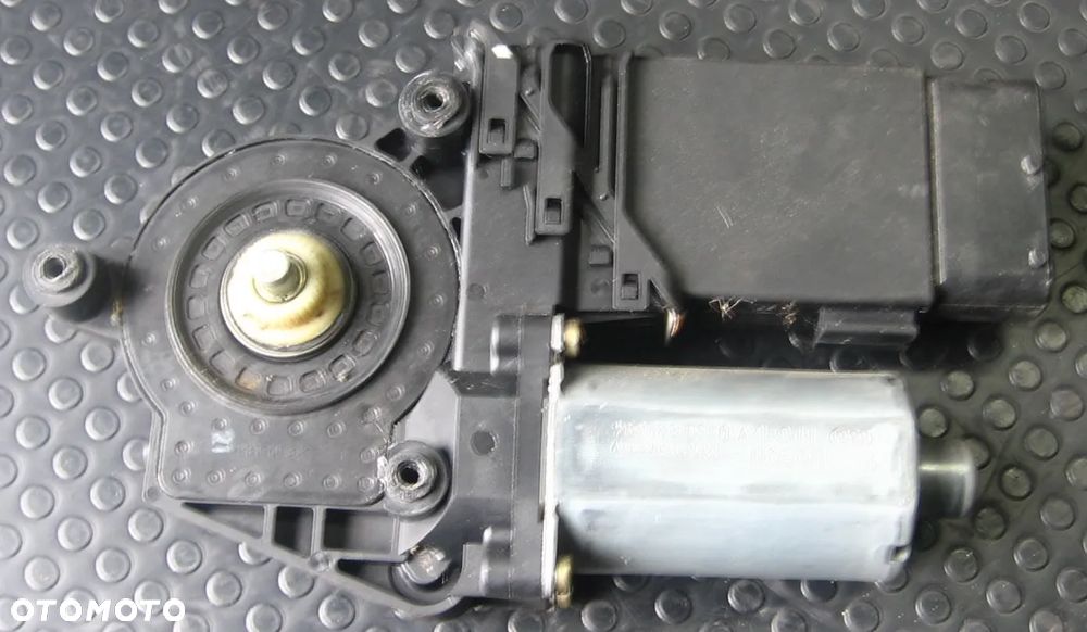 9776-105415-301 silnik szyby przód prawy PASSAT B5 VOLKSWAGEN podnośnik - 4