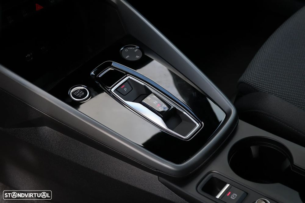 Audi A3 Limousine 30 TFSI Advanced S tronic - 21