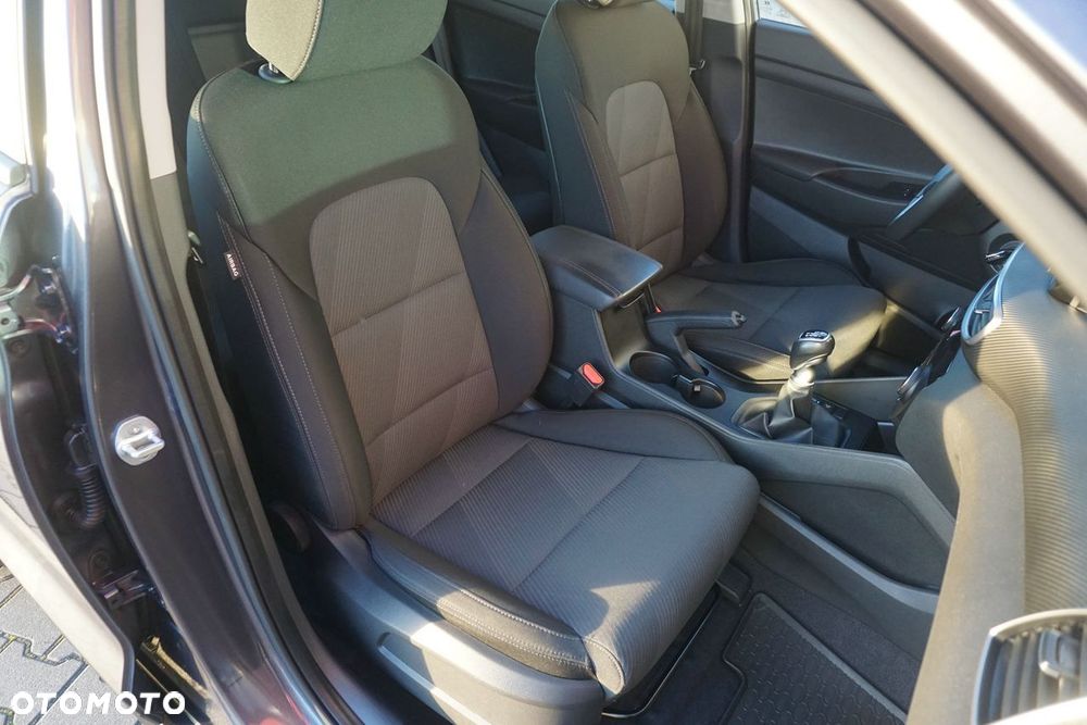 Hyundai Tucson 1.6 GDi Classic 2WD - 19