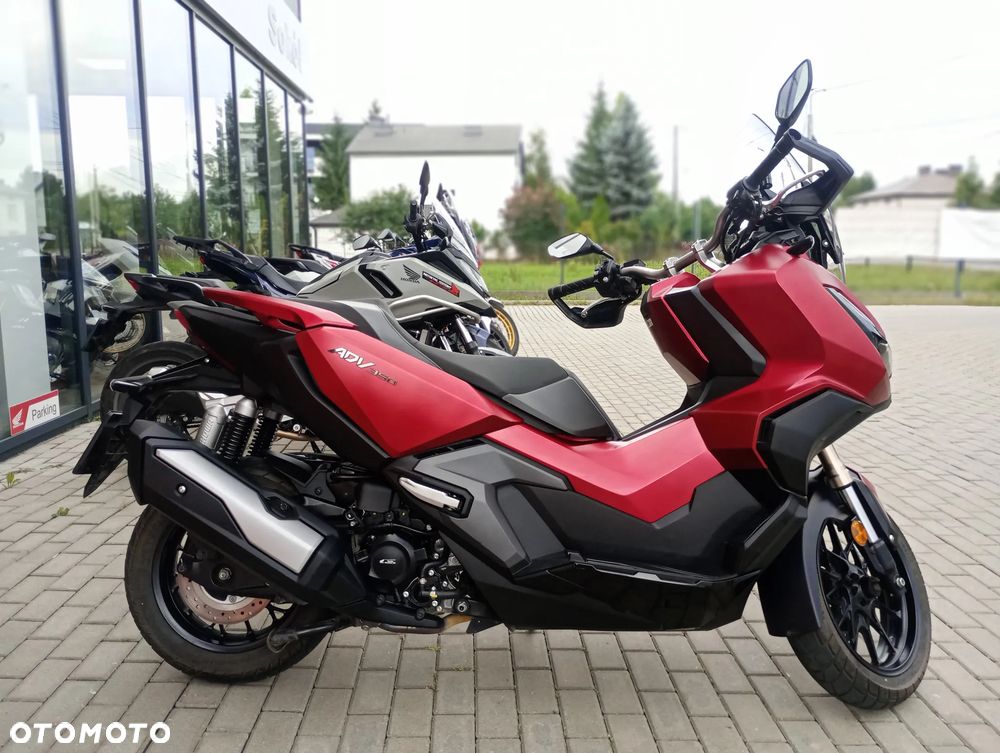 Honda ADV350 - 1