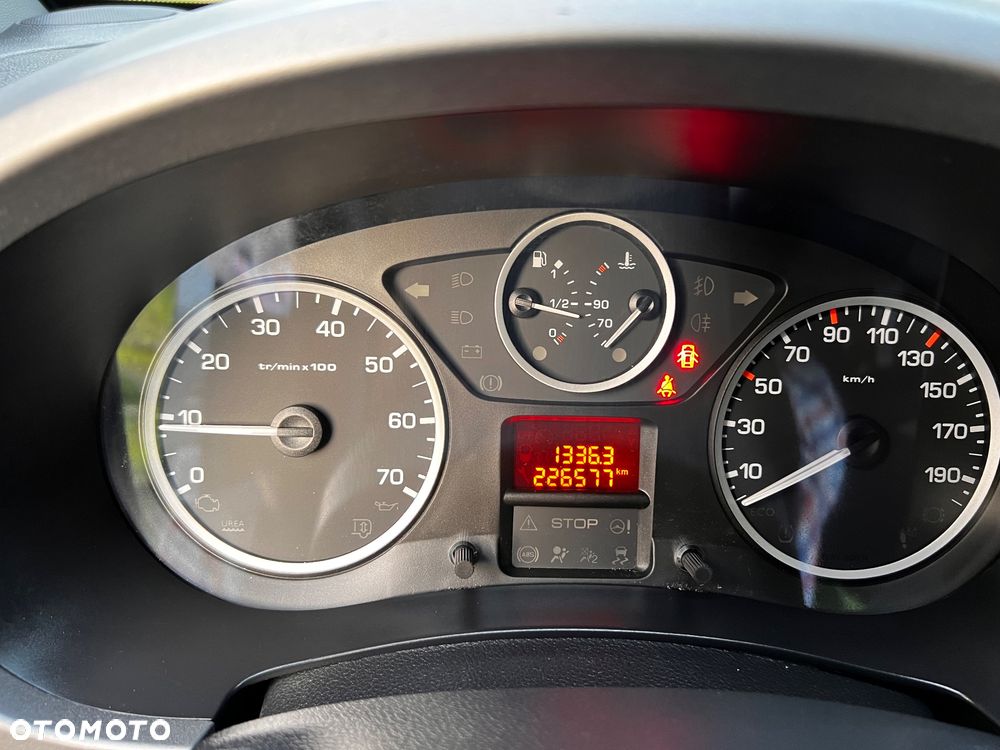 Peugeot Partner 110 Stop&Start Outdoor - 12