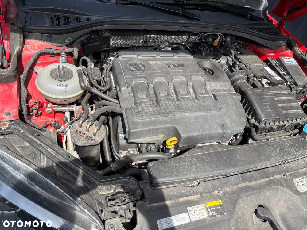 Skoda Superb 2.0 TDI L&K DSG - 8