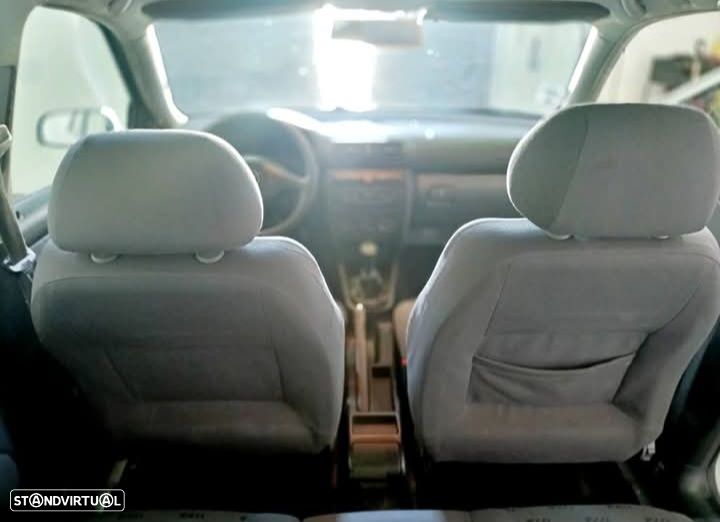 SEAT Leon 1.4 16V Confort - 12