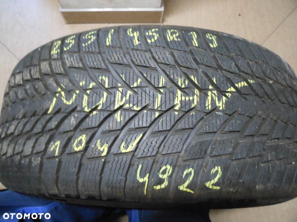 opona pojedyńcza 255/45r19 nokian wr snowproof 8,8mm zima - 1