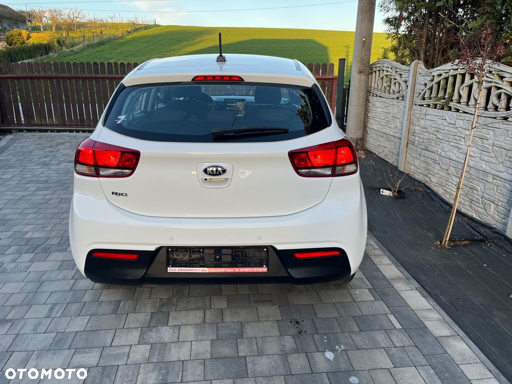 Kia Rio 1.2 Edition 7 - 22